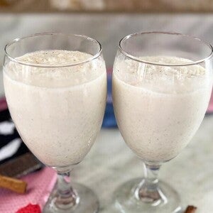 Walnut Oatmeal Frappé