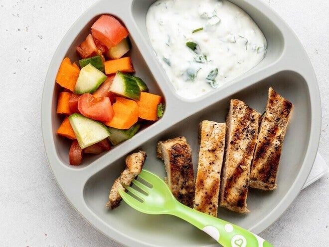 Chicken with Yogurt Sauce with Nido 1+